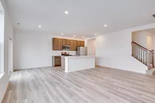 15139 S Hepworth Pl, Plainfield, IL 60544 - Photo 4