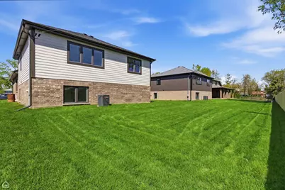 8041 S 85th Court, Justice, IL 60458 - Photo 28