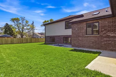 8041 S 85th Court, Justice, IL 60458 - Photo 26