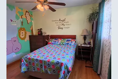 7842 W 101st Place, Palos Hills, IL 60465 - Photo 12