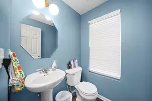 810 Finley Dr, Aurora, IL 60504 - Photo 6