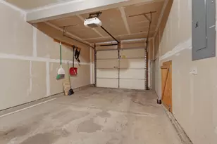 2290 Scott Ln, Aurora, IL 60502 - Photo 30