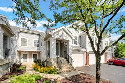 2290 Scott Lane #2290, Aurora, IL 60502 - Photo 2