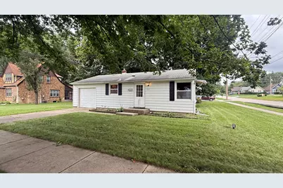 33 S Aldine Street, Elgin, IL 60123 - Photo 2