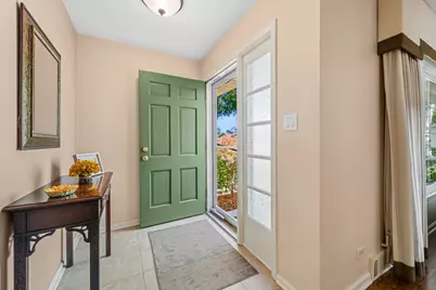 1627 E Jonquil Terrace, Arlington Heights, IL 60004 - Photo 2