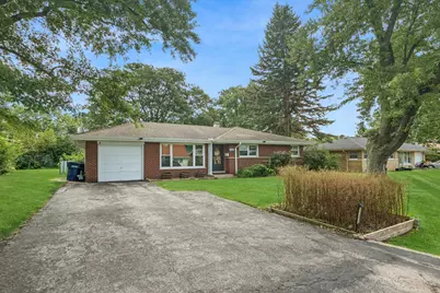 11325 S Nashville Avenue, Worth, IL 60482 - Photo 2