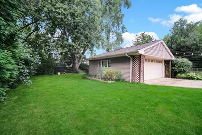 130 S Milton Avenue, Glen Ellyn, IL 60137 - Photo 44