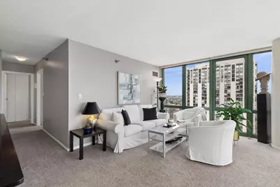 111 W Maple Street #2701, Chicago, IL 60610 - Photo 6