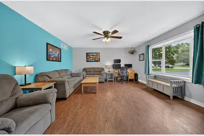 331 Erickson Gate, Lee, IL 60530 - Photo 2