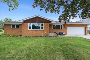 1708 60th St, La Grange Highlands, IL 60525 - Photo 1