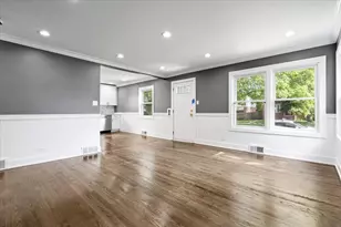 438 W 126th Pl, Chicago, IL 60628 - Photo 8