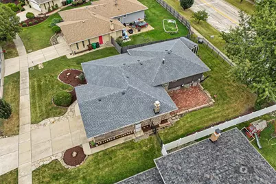 17325 Locust Avenue, Tinley Park, IL 60487 - Photo 2