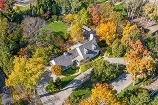 1070 Meadow Ln, Lake Forest, IL 60045 - Photo 1