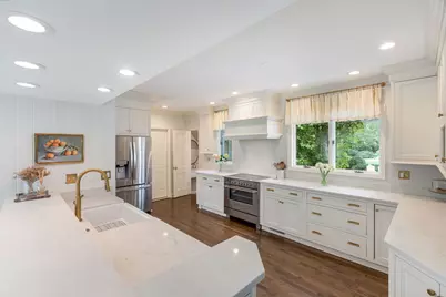 1070 Meadow Lane, Lake Forest, IL 60045 - Photo 18