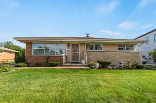 8051 W Leland Ave, Norridge, IL 60706 - Photo 1