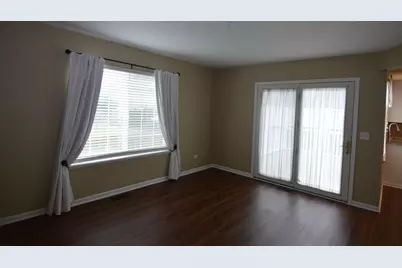3613 Dorchester Place, McHenry, IL 60050 - Photo 6