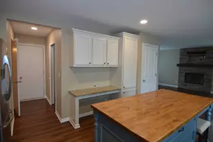 3613 Dorchester Pl, McHenry, IL 60050 - Photo 4