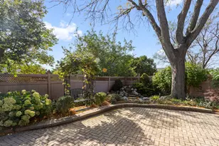 22W507 John Ct, Medinah, IL 60157 - Photo 32