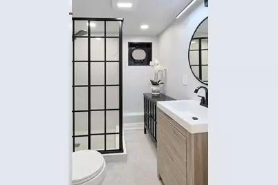3745 N Seminary Avenue #1, Chicago, IL 60613 - Photo 14