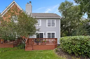1024 N Earls Ct, Palatine, IL 60067 - Photo 40