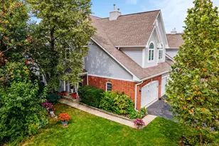 1024 N Earls Ct, Palatine, IL 60067 - Photo 1