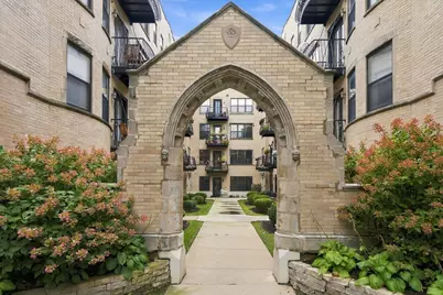 4434 N Damen Avenue #3E, Chicago, IL 60625 - Photo 2