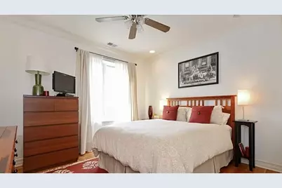 1514 W Thomas Street #4B, Chicago, IL 60642 - Photo 6