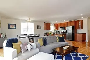 1514 W Thomas St, Chicago, IL 60642 - Photo 4