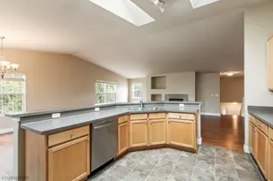 1582 Matthew Dr, Algonquin, IL 60102 - Photo 10