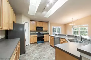 1582 Matthew Dr, Algonquin, IL 60102 - Photo 8