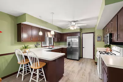 7617 W 158th Court, Orland Park, IL 60462 - Photo 10
