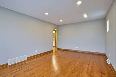 4704 N Newland Avenue, Harwood Heights, IL 60706 - Photo 22