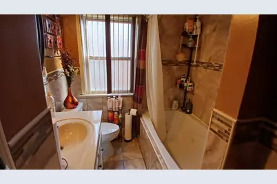14508 S Saginaw Avenue, Burnham, IL 60633 - Photo 10