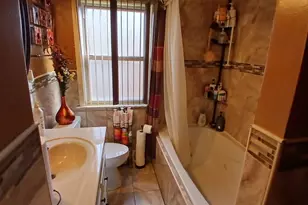 14508 S Saginaw Ave, Burnham, IL 60633 - Photo 10