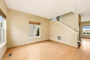 427 Alyssa St, Plano, IL 60545 - Photo 2