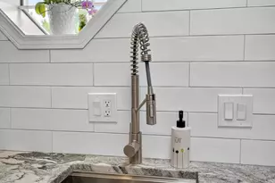 2013 N Coldspring Rd, Arlington Heights, IL 60004 - Photo 10