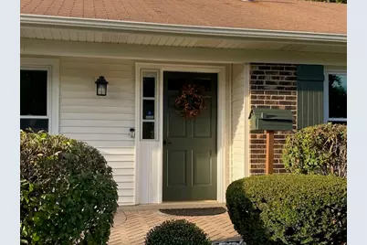 25 Red Haw Lane, Lake Zurich, IL 60047 - Photo 2