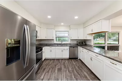 1501 W Talcott Road, Park Ridge, IL 60068 - Photo 10