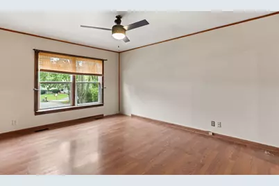 145 Bedford Road, Bolingbrook, IL 60440 - Photo 8