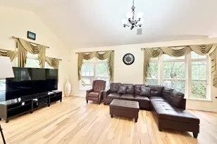 2820 N Greenwood Ave, Arlington Heights, IL 60004 - Photo 20