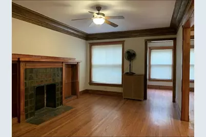 2332 E 70th Place, Chicago, IL 60649 - Photo 2