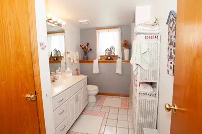 9430 S 69th Avenue, Oak Lawn, IL 60453 - Photo 14