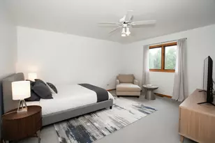 9430 S 69th Ave, Oak Lawn, IL 60453 - Photo 8