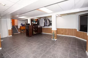 9430 S 69th Ave, Oak Lawn, IL 60453 - Photo 16