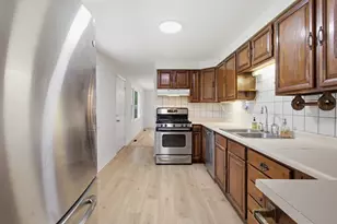 383 Tee Ln, Carpentersville, IL 60110 - Photo 4