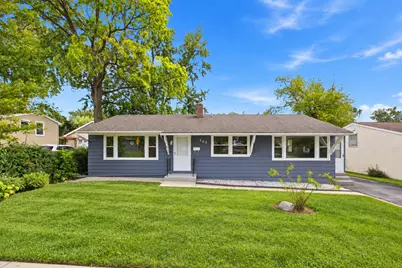 383 Tee Lane, Carpentersville, IL 60110 - Photo 2