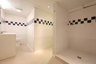 8216 Eynsford Dr, Orland Park, IL 60462 - Photo 32