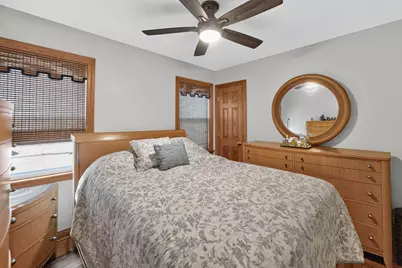 3406 N Oleander Avenue, Chicago, IL 60634 - Photo 14