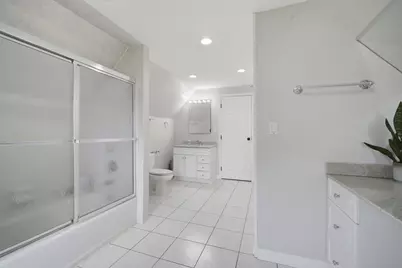 1700 Pratt Street, Des Plaines, IL 60018 - Photo 22