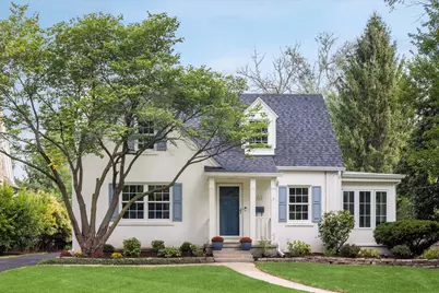 380 Oak Street, Glen Ellyn, IL 60137 - Photo 1